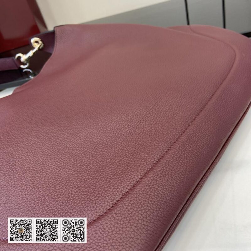 《配全套原厂绿色礼品袋》Gucci Body双锁扣中型单背包 - Image 5