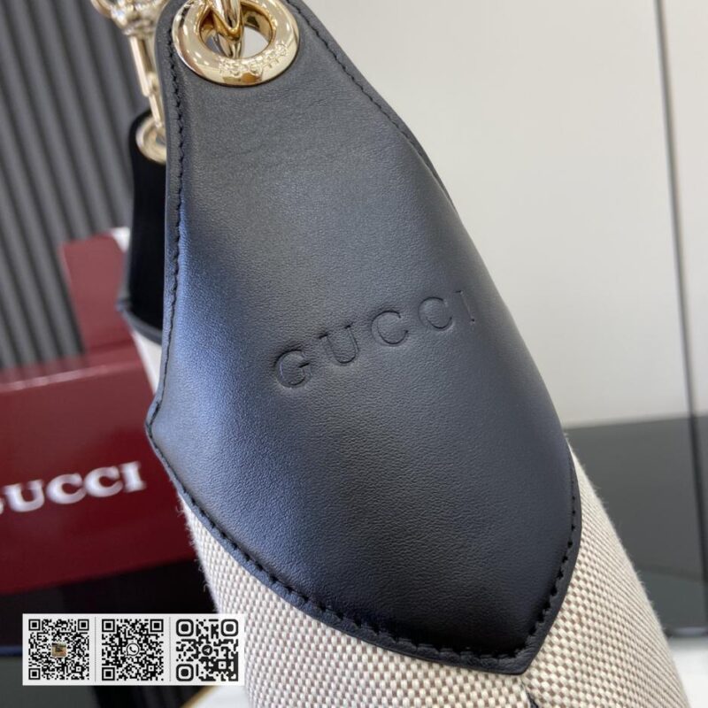 《配全套原厂绿色礼品袋》Gucci Body双锁扣中型单背包 - Image 5