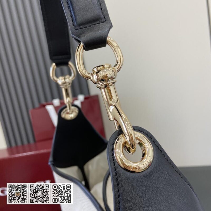 《配全套原厂绿色礼品袋》Gucci Body双锁扣中型单背包 - Image 6