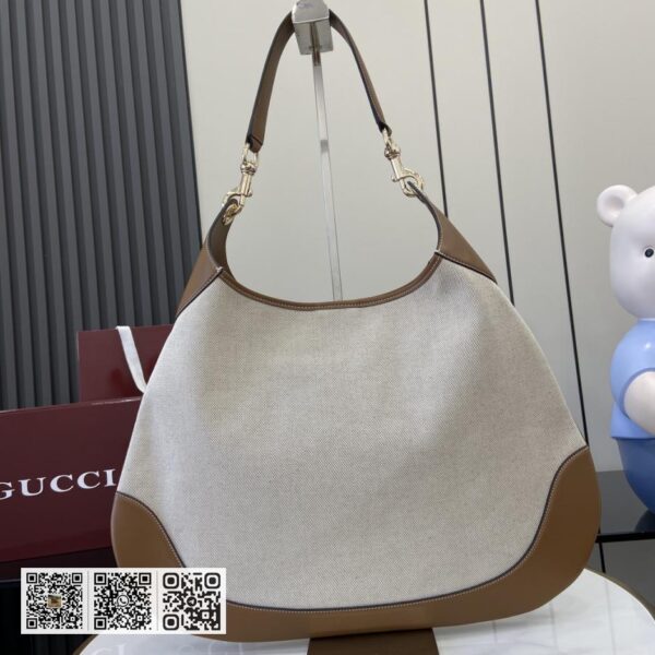 《配全套原厂绿色礼品袋》Gucci Body双锁扣中型单背包