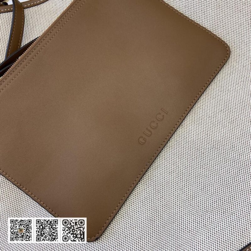 《配全套原厂绿色礼品袋》Gucci Body双锁扣中型单背包 - Image 10