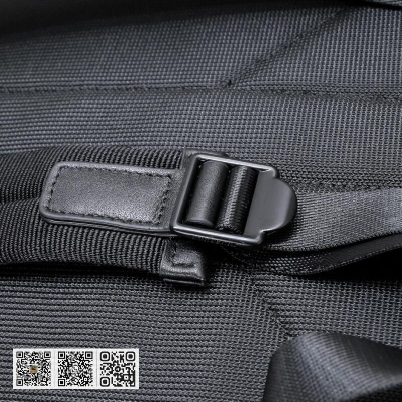 Burberry专柜最新双肩背包 - Image 6