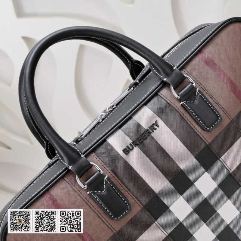 Burberry专柜最新棕格公文包 - Image 4