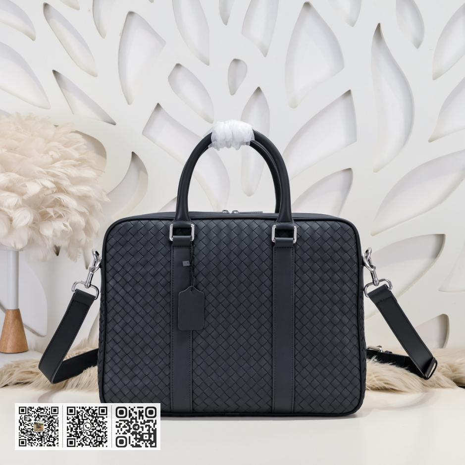 宝缇嘉BV-最新款男士公文包 - Image 3