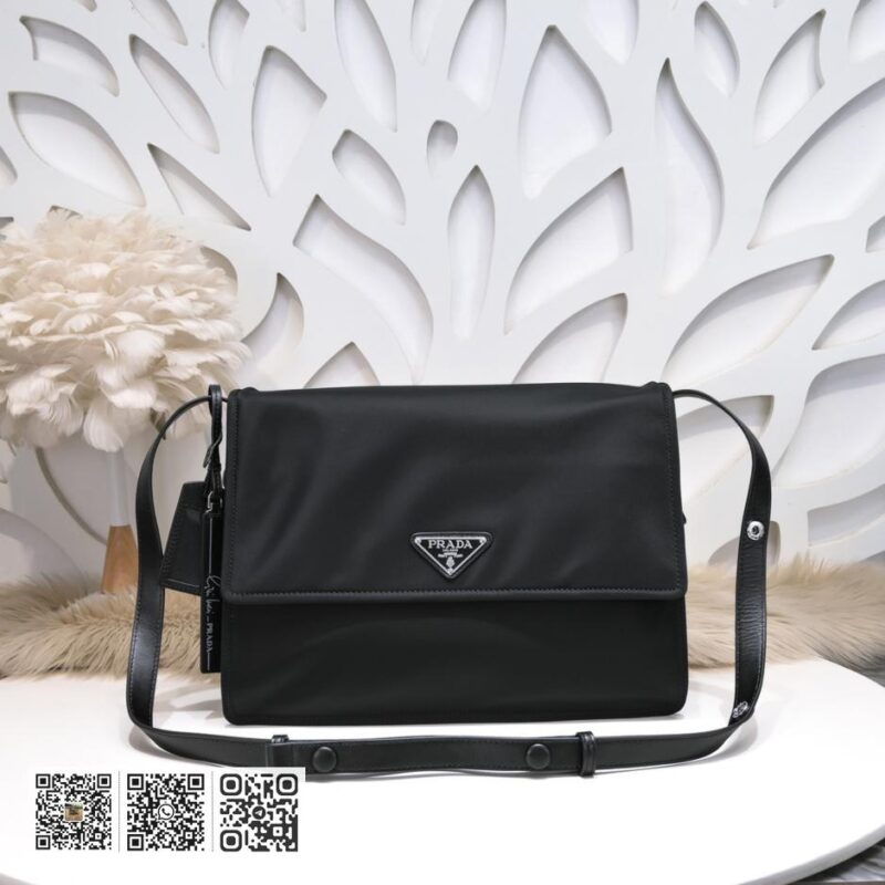 Prada-Hobo联名款invite系列 斜背包