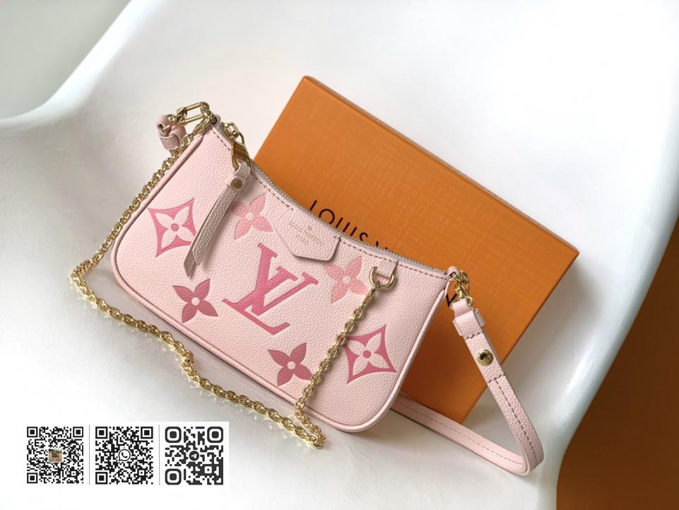 Easy Pouch On Strap 手袋