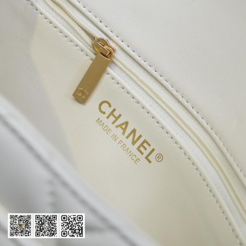 CHANE 双Clogo迷你口盖包 - Image 8
