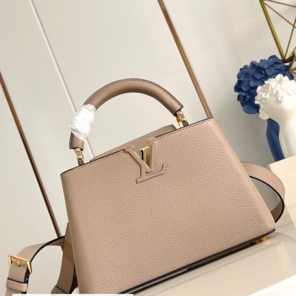 路易威登 顶级原单 M48865淡卡色 小号 M24736 Capucines 系列手袋(6B8C)