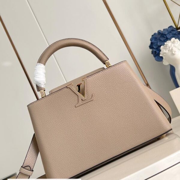 路易威登 顶级原单 M48865淡卡色 中 M24745 Capucines 中号手袋(CCB0)