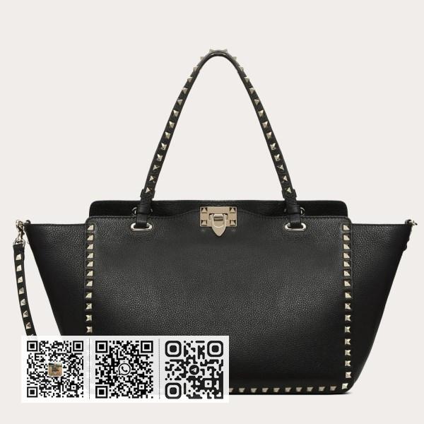Valentino 中型黑色粒面小牛皮 Rockstud 托特包