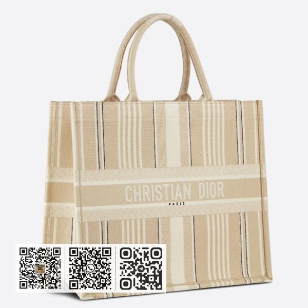 Dior Book 米色条纹刺绣托特包