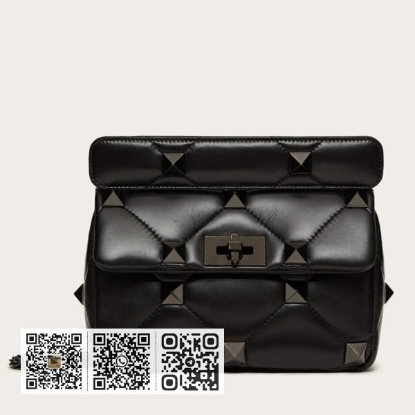 Valentino 中型黑色纳帕皮罗马铆钉同色链条包