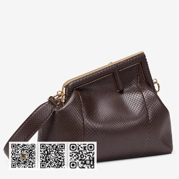 Fendi 中 First 深棕色蟒蛇皮包