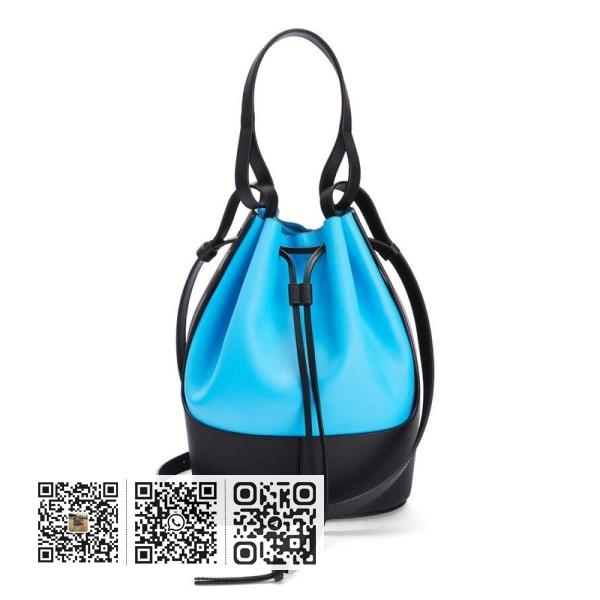 Loewe 中号蓝色/黑色小牛皮气球水桶包