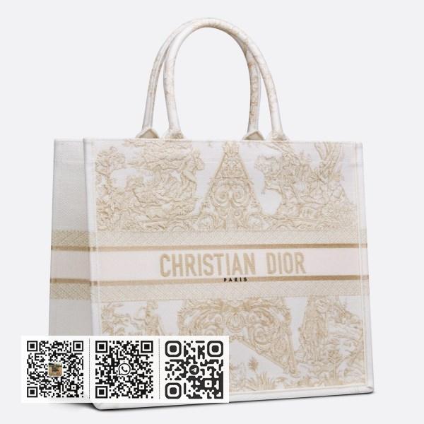 Dior 环游世界 Stella 刺绣 Dior Book 手提包