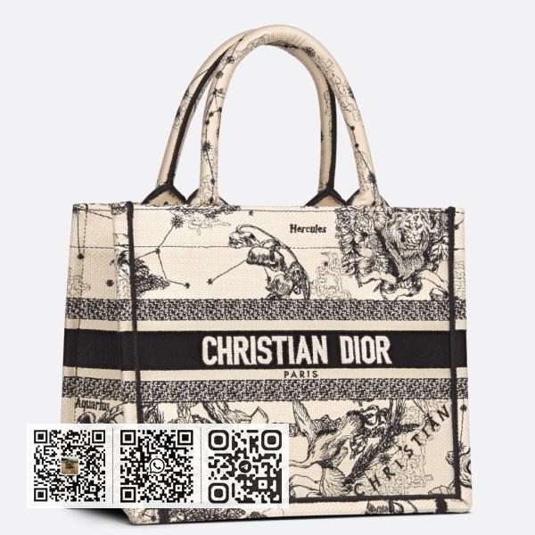 Dior 新款白色 Jouy 十二生肖刺绣印花小号书型手提包