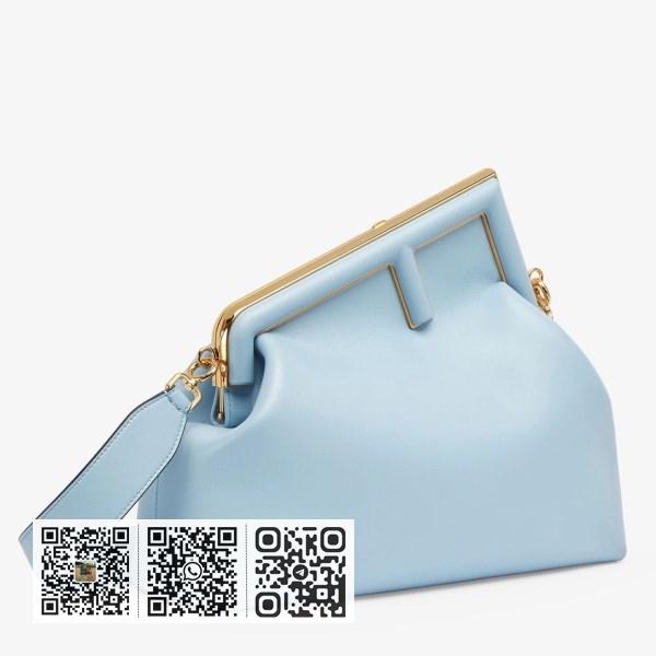 Fendi 中 First 浅蓝色纳帕皮包