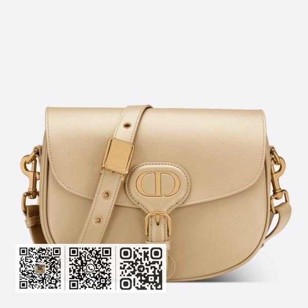 Dior 中米色小牛皮 Bobby 包