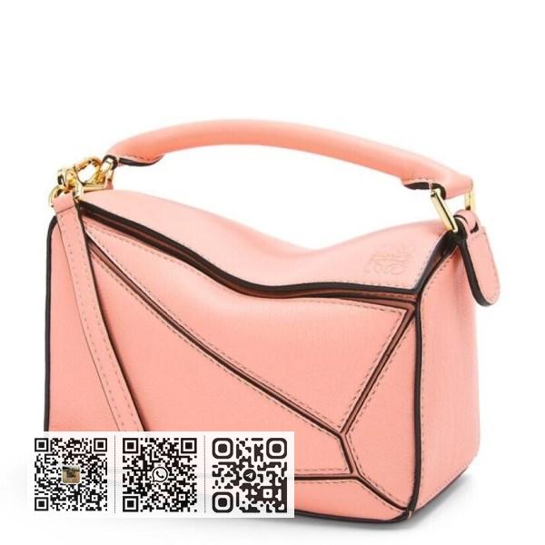 Loewe Puzzle 小号 Blossom 小牛皮包