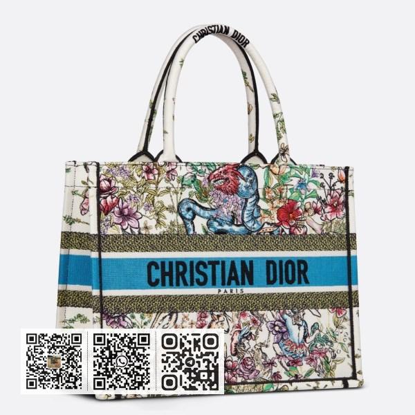 Dior 中拿铁 D 星座刺绣书本托特包