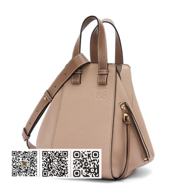 Loewe Hammock 小号沙纹皮革手袋
