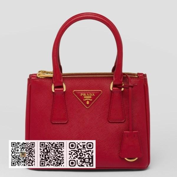 Prada 红色 Saffiano 皮革迷你 Galleria 包