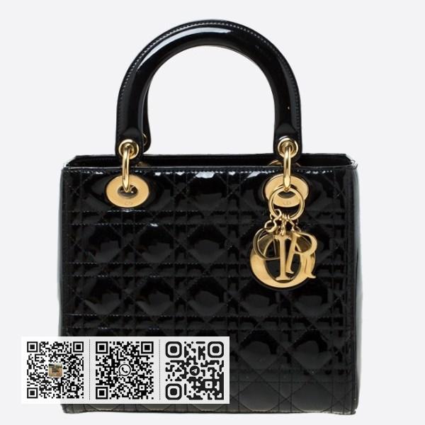 Dior 中 Lady Dior 黑色漆皮包