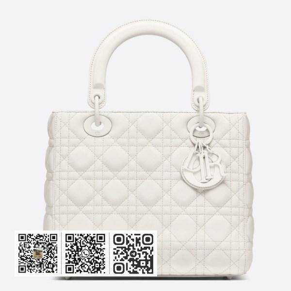 Dior 中 Lady Dior 白色超雾面小牛皮包
