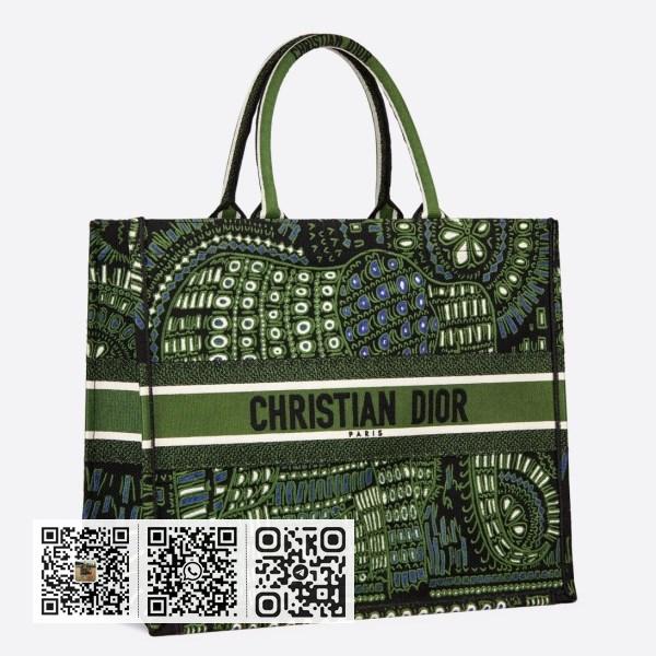 Dior Book Tote Dior 绿色动物刺绣帆布包