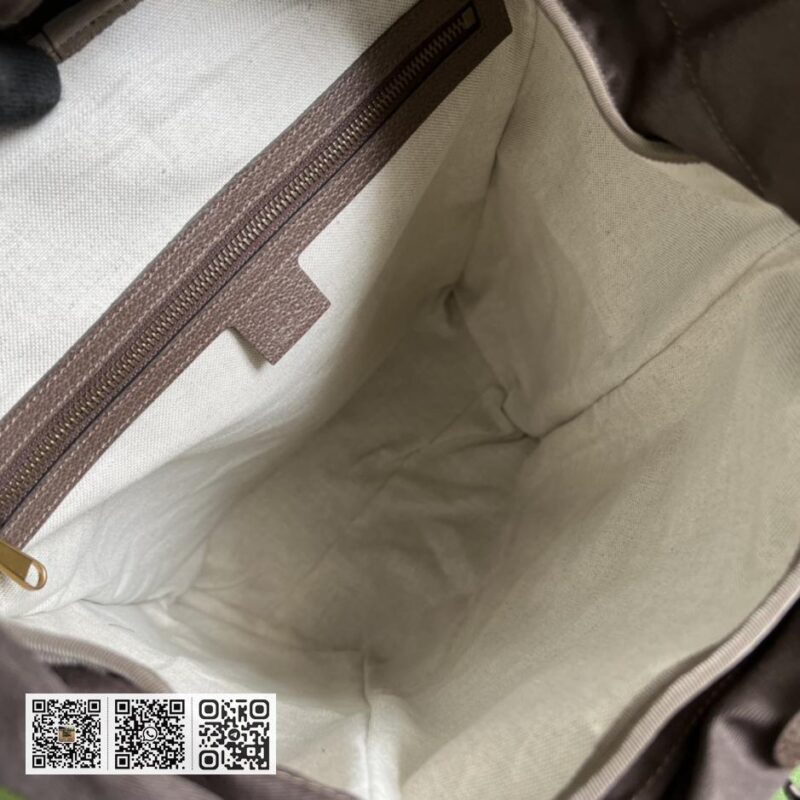 《配全套原厂绿色礼品袋》Gucci小猫印花滑板背包 - Image 8