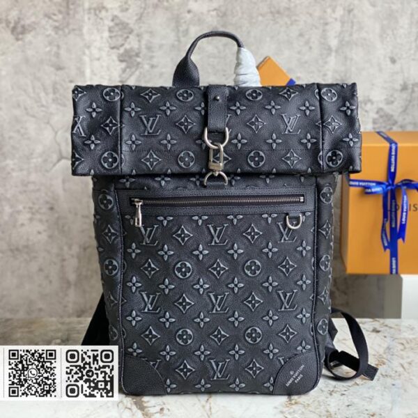 LV M21359黑色 全皮双肩包系列