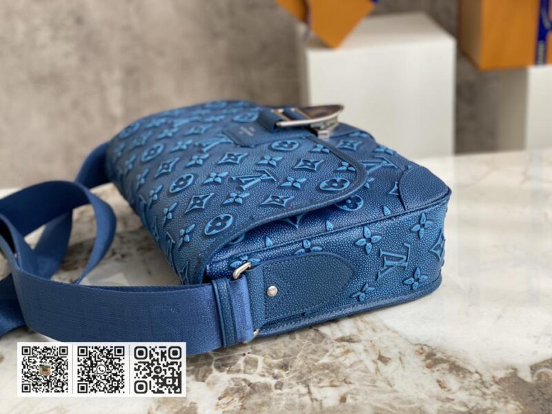 LV M21358蓝色 男包邮差包系列 - Image 5