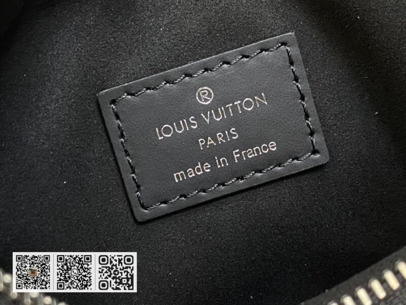 LV M11267黑色全皮 链条月亮包系列 - Image 9