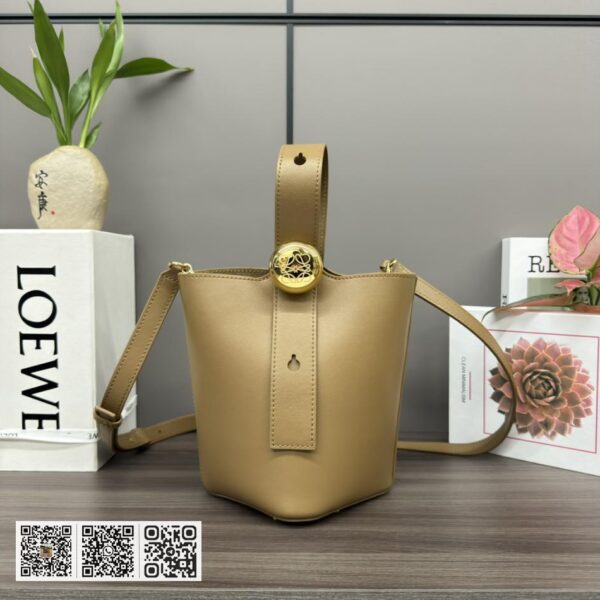Loewe mini水桶包
