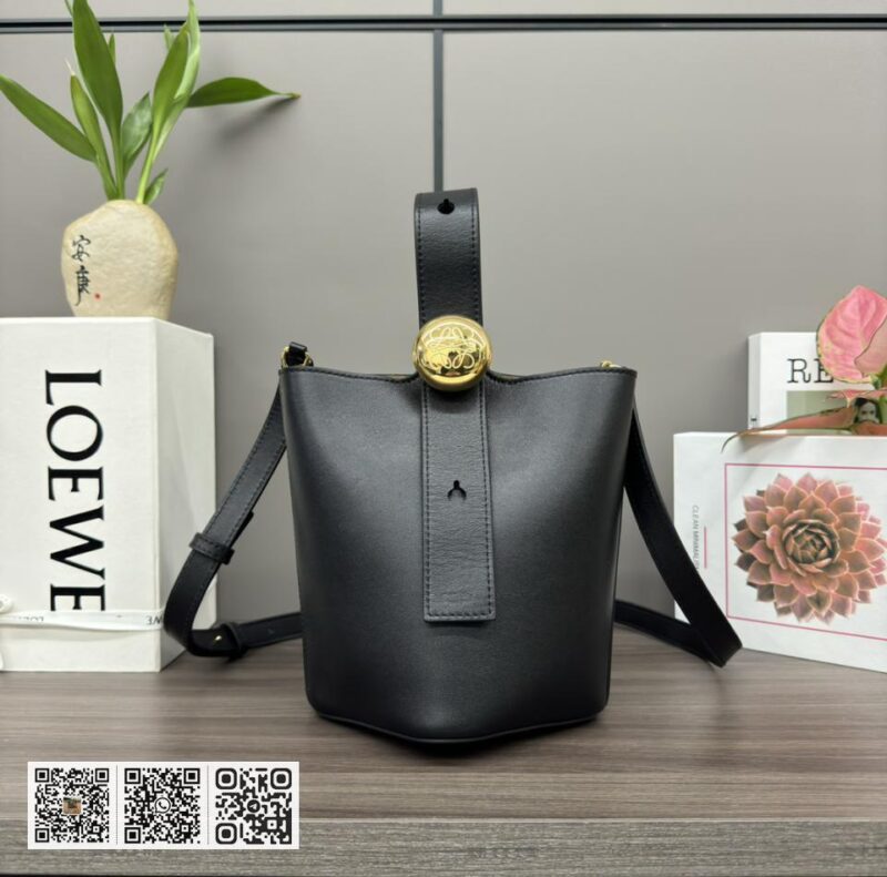 Loewe mini水桶包