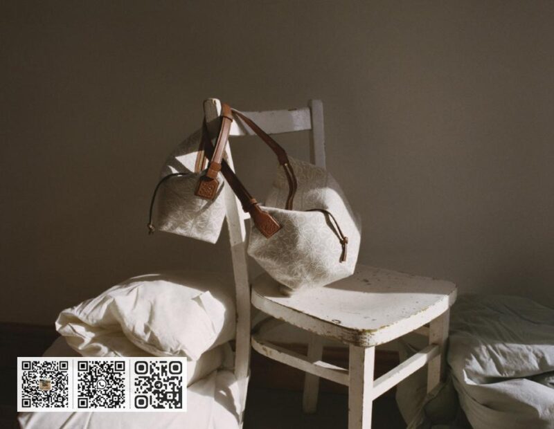 Cubi Anagram腋下包 - Image 11