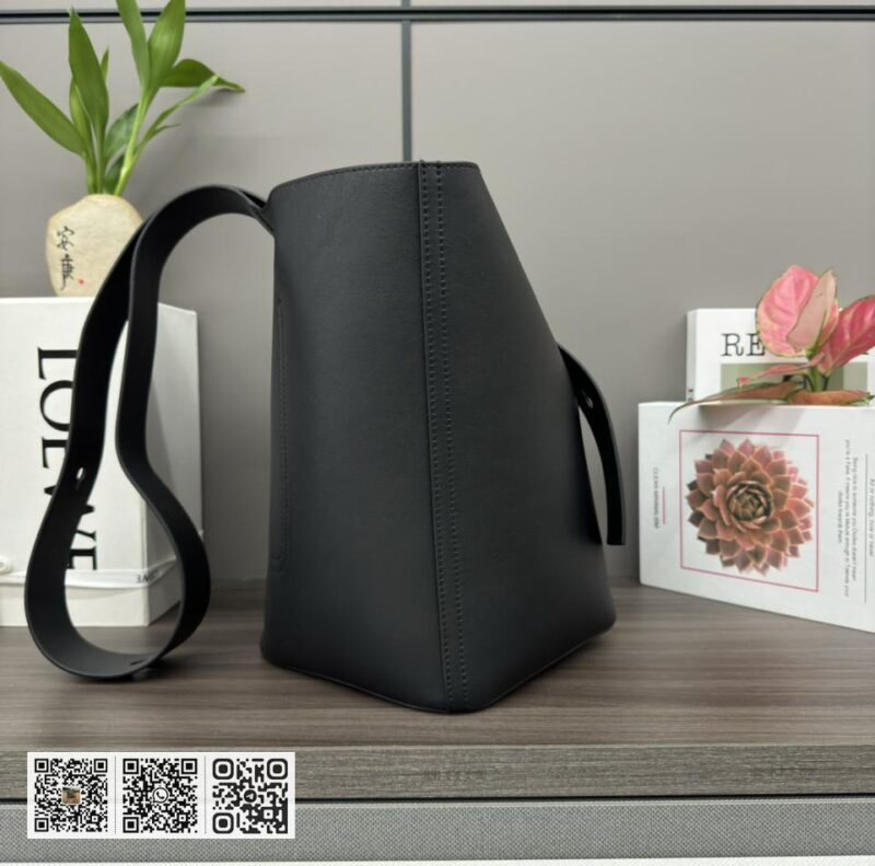 Loewe 中型水桶包 - Image 3