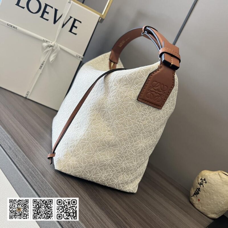 Loewe Cubi 字谜 - Image 2