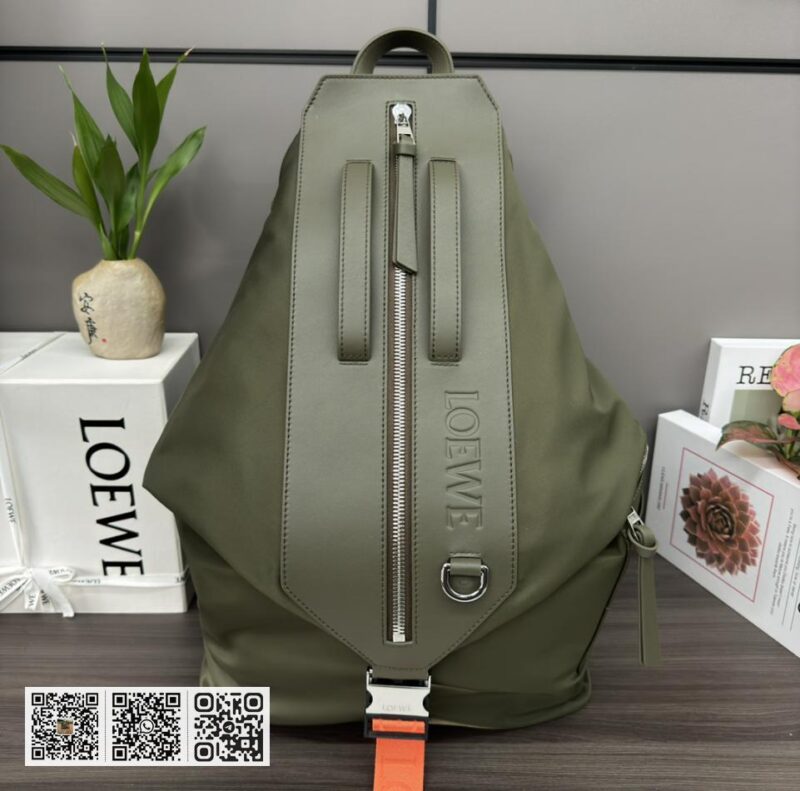 Loewe大号多功能背包