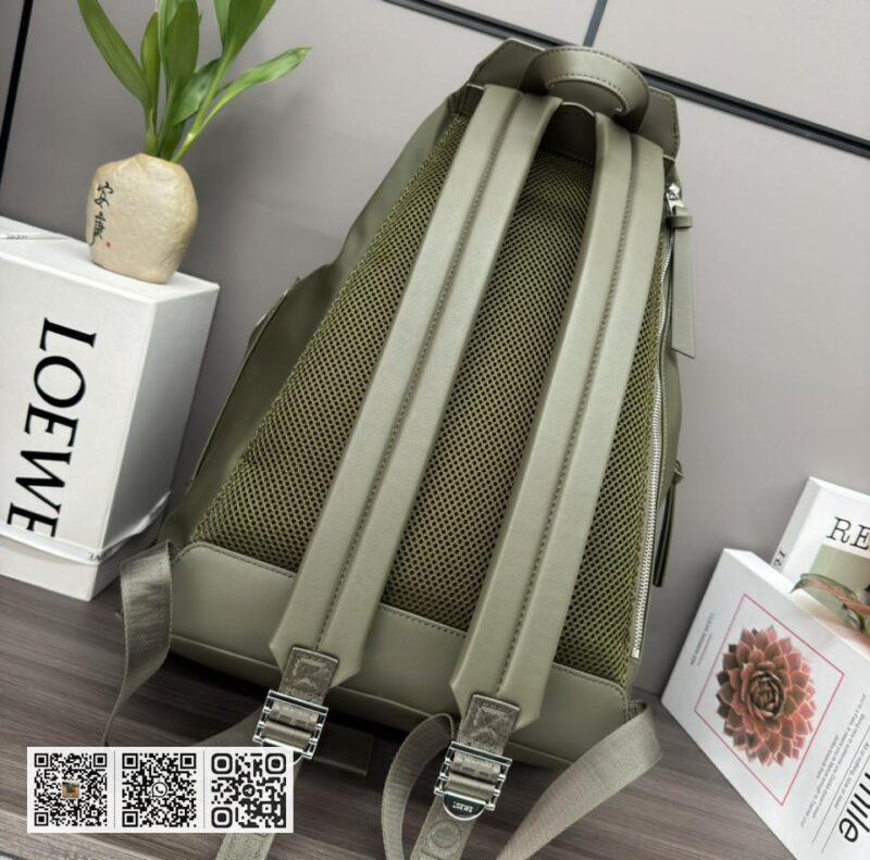 Loewe大号多功能背包 - Image 4
