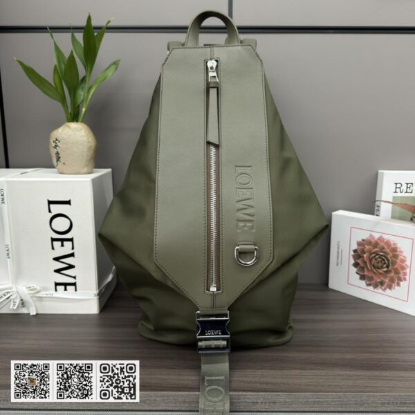 Loewe 小号经典背包