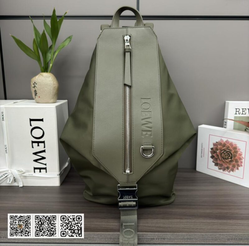 Loewe 小号经典背包