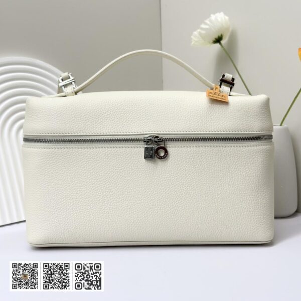 Loro Piana 嫩白色