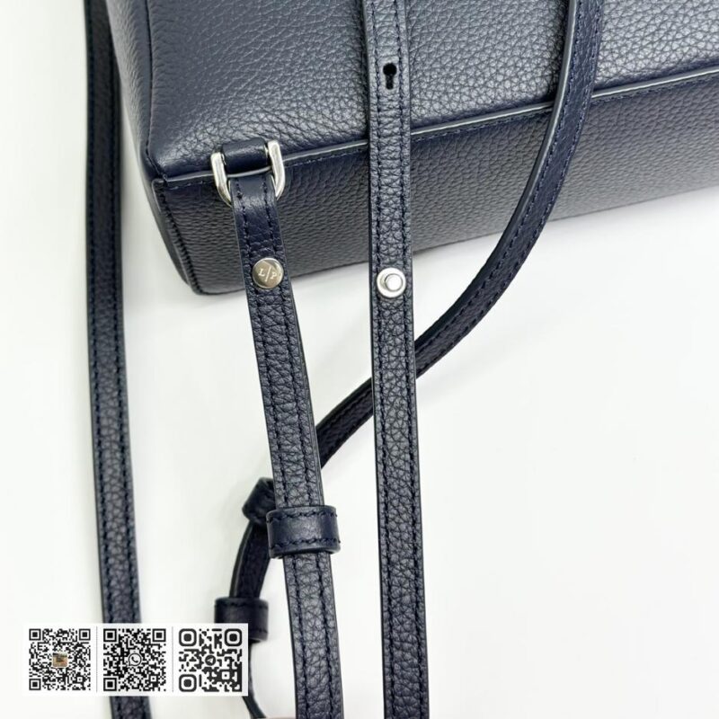 Loro Piana 午夜蓝 - Image 6