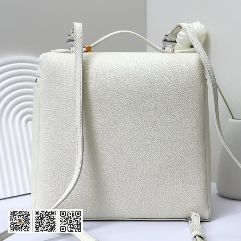 Loro Piana 嫩白色 - Image 3
