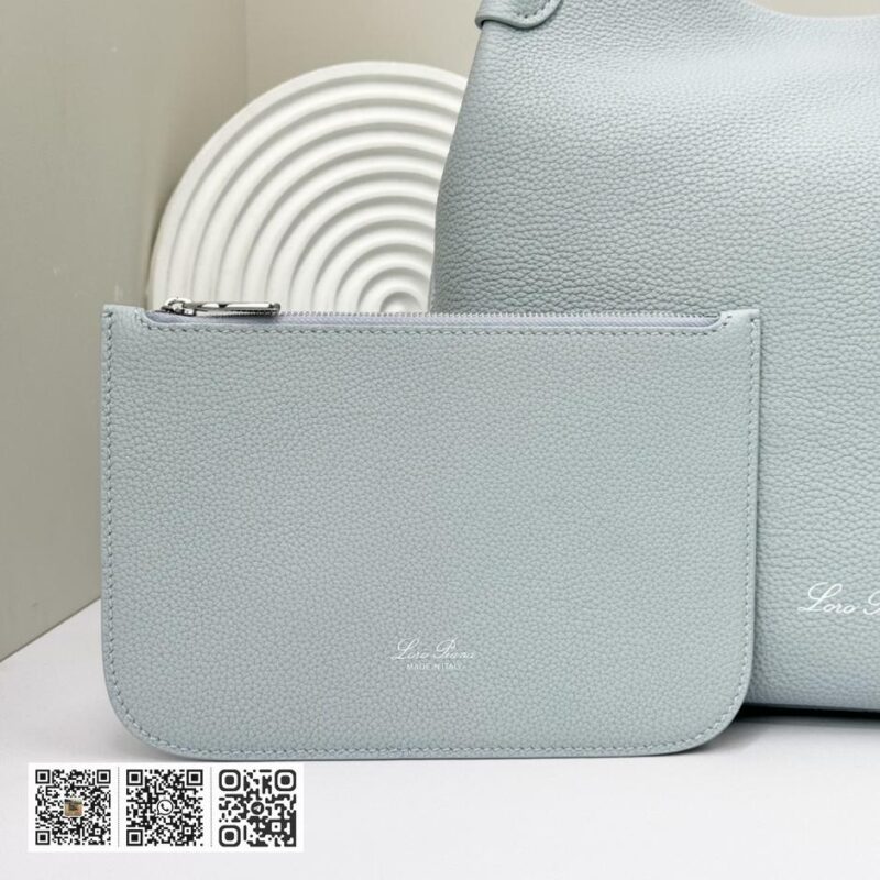 Loro Piana 大水桶包 浅蓝美人 - Image 7