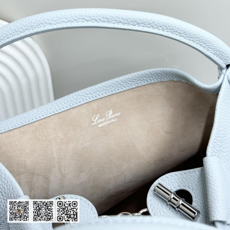 Loro Piana 大水桶包 浅蓝美人 - Image 9
