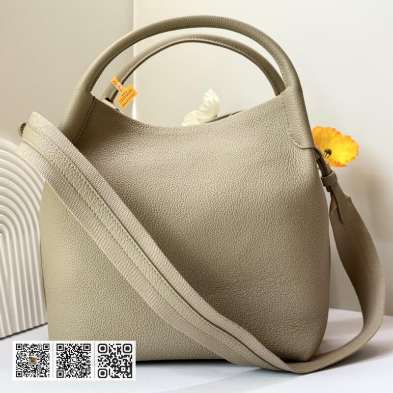 Loro Piana 大水桶包 淡乳香色 - Image 3