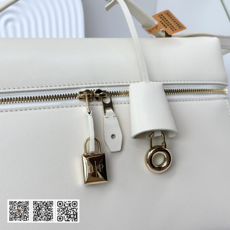 Loro Piana 奶油白平纹 - Image 7