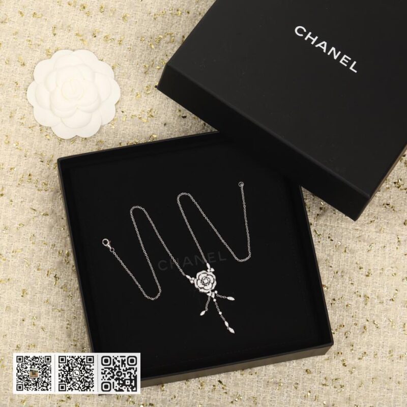 Chanel BOUTON DE CAMéLIA山茶花项链